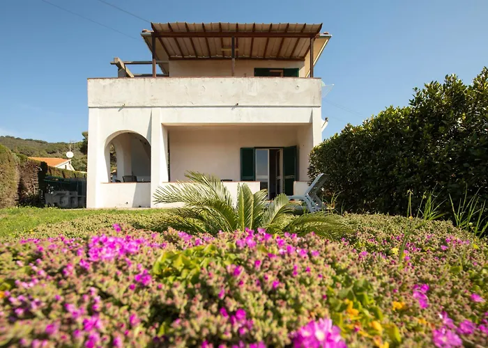 Lacona Mare By Helloelba