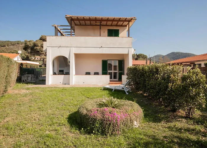 Lacona Mare By Helloelba