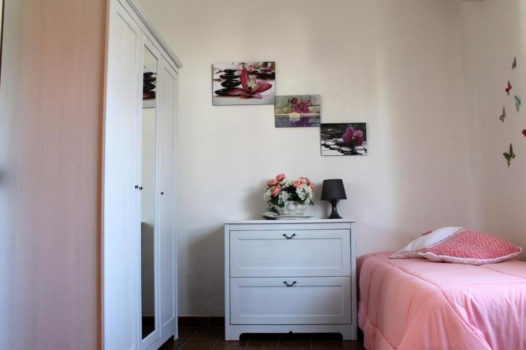 Apartment Mare By Helloelba Lacona